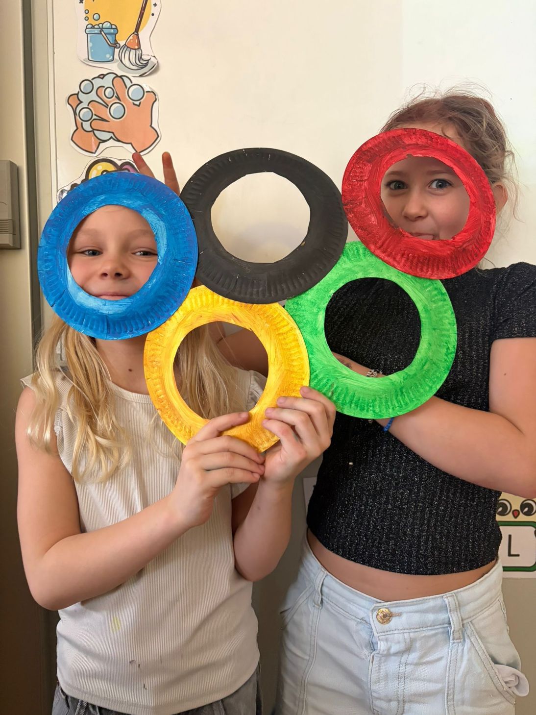 18a8529b-b4fc-4cde-abe2-7b01366c801d 18a8529b-b4fc-4cde-abe2-7b01366c801d