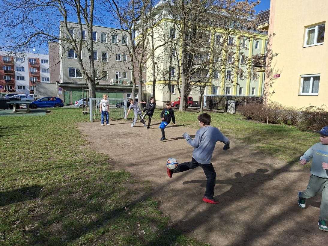 2a085ad4-7749-4f7e-a0ea-3f68d48ae4af 2a085ad4-7749-4f7e-a0ea-3f68d48ae4af