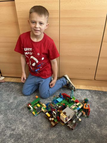 2fa67707-2507-404b-8763-f16ba38557e1 2fa67707-2507-404b-8763-f16ba38557e1