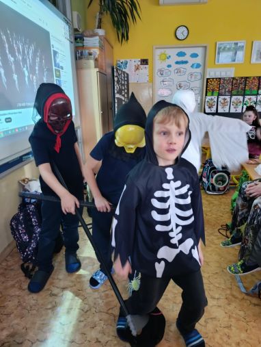 59362308-b221-4033-8d38-5860b859e8e4