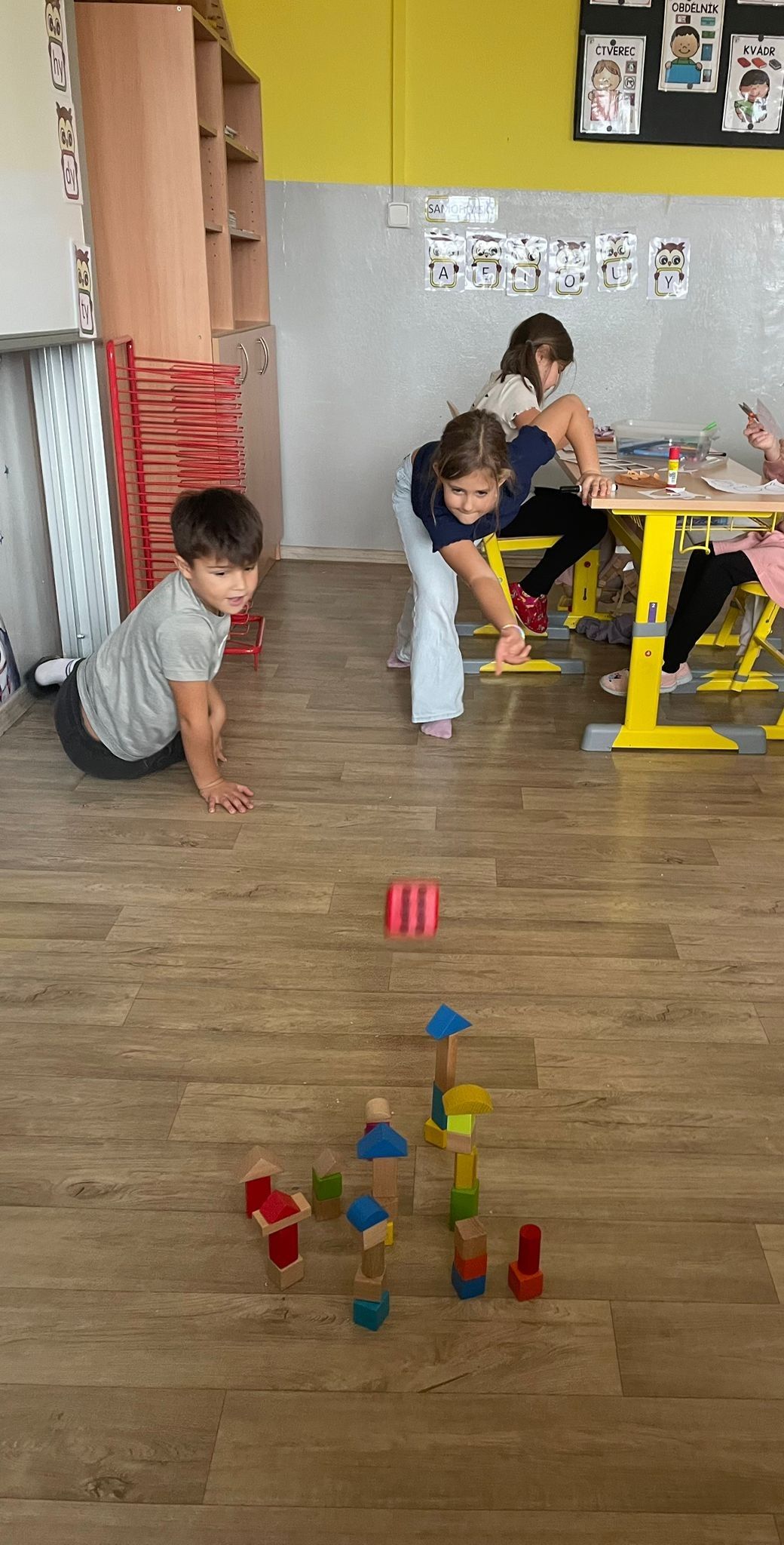 8b8b0256-5565-4d43-a6e7-3c56ef8986d6 8b8b0256-5565-4d43-a6e7-3c56ef8986d6