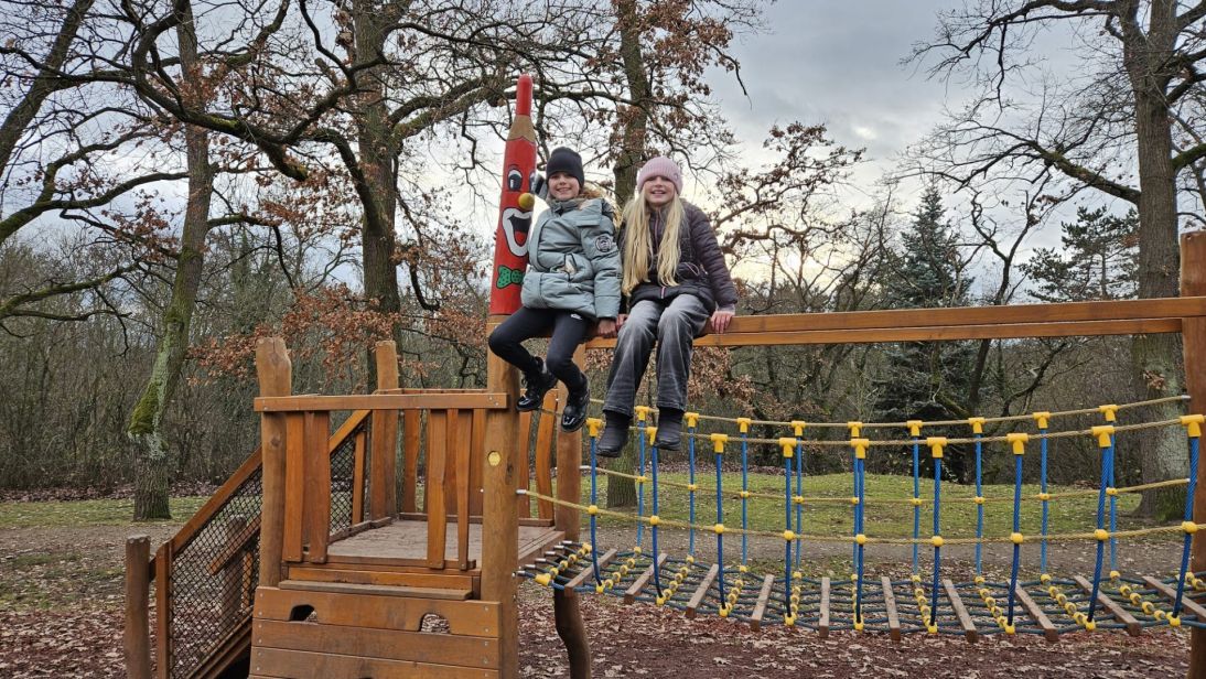 b8bace3e-4fc9-49ab-ae69-5e40be550456