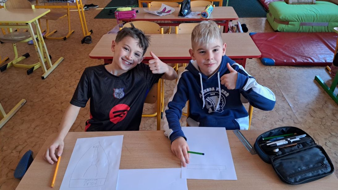 dabf807b-68f0-441d-ba23-2dfb578cc7b3 dabf807b-68f0-441d-ba23-2dfb578cc7b3