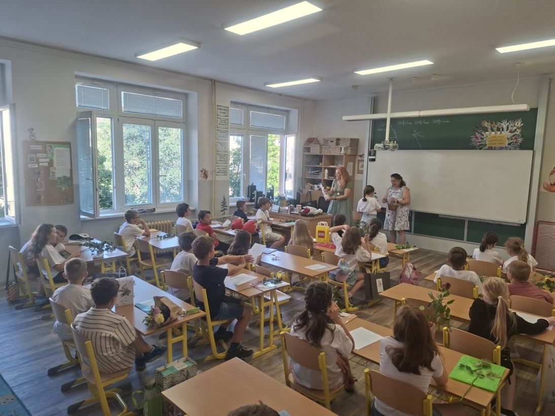 e2d99e6c-37ba-4175-a2bc-f9a601719dde