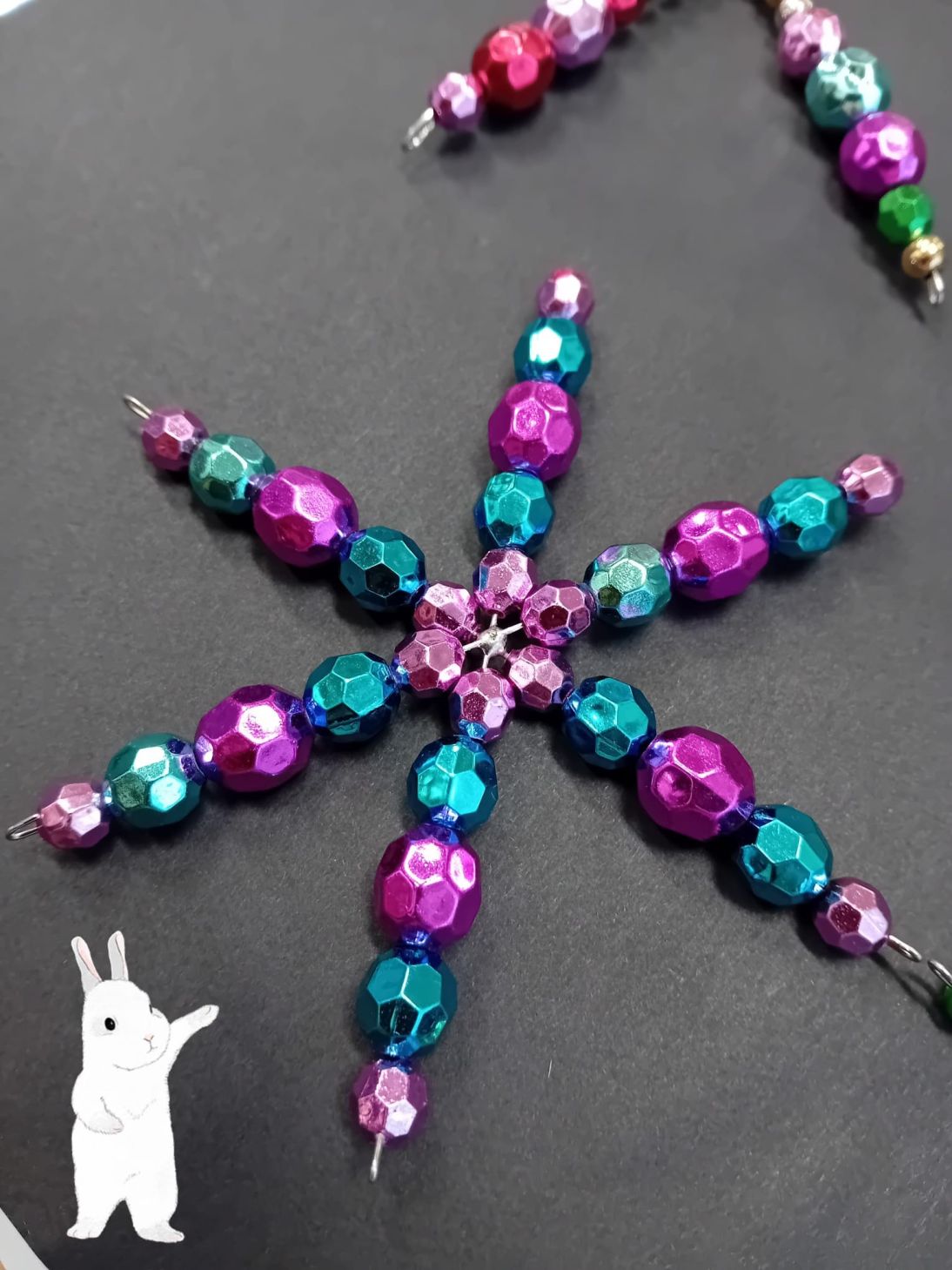 e5a319ec-c02f-41ff-b63c-c15e814c1c12 e5a319ec-c02f-41ff-b63c-c15e814c1c12