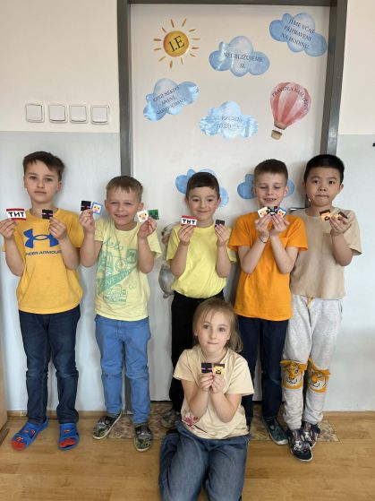 e9974edf-c821-4aac-af4c-83e4e522d688 e9974edf-c821-4aac-af4c-83e4e522d688